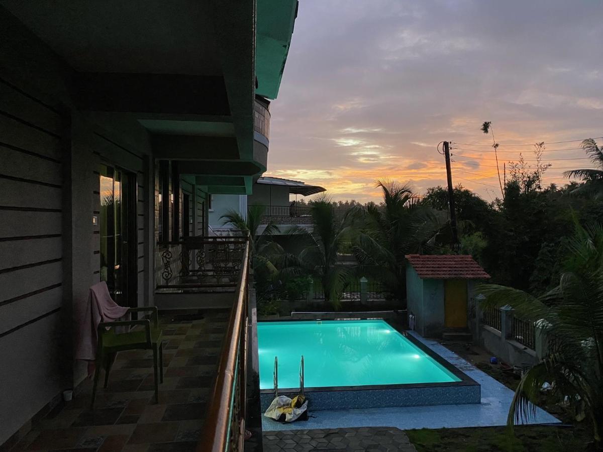 Neville'S Villa - Pet Friendly With Pool อลีบาก ภายนอก รูปภาพ