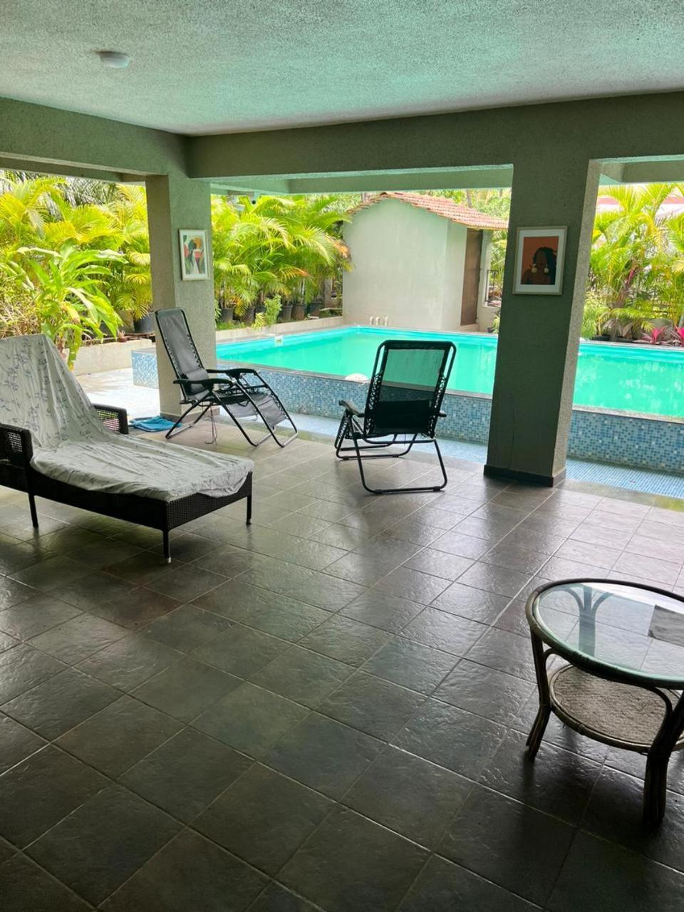 Neville'S Villa - Pet Friendly With Pool อลีบาก ภายนอก รูปภาพ